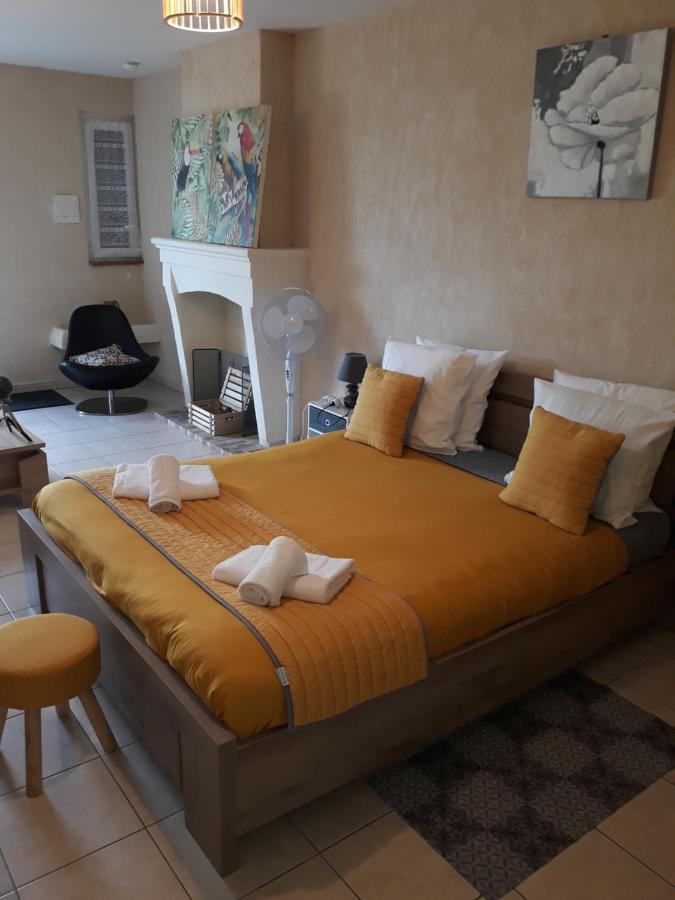 Hotes De L'Isle Saint-Medard-de-Mussidan ภายนอก รูปภาพ